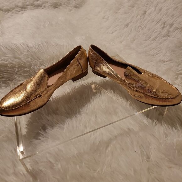 KateSpade size 5 1/2 rose gold loafers leather upper and soles! GUC, send offer - Picture 5 of 10